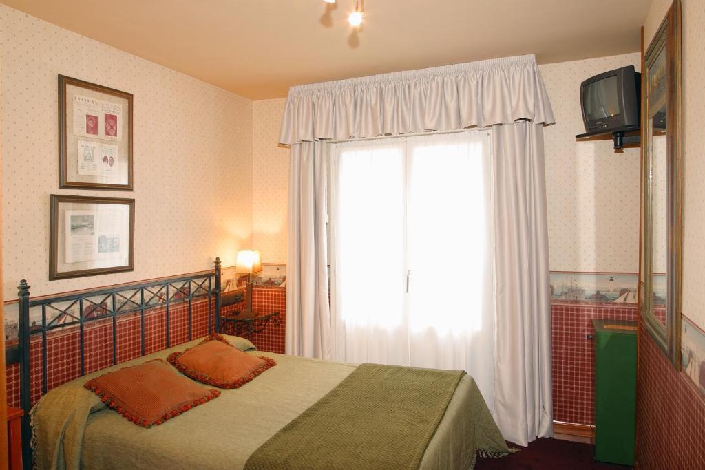 Hotel Avenida Real Вальявисьоса Номер фото